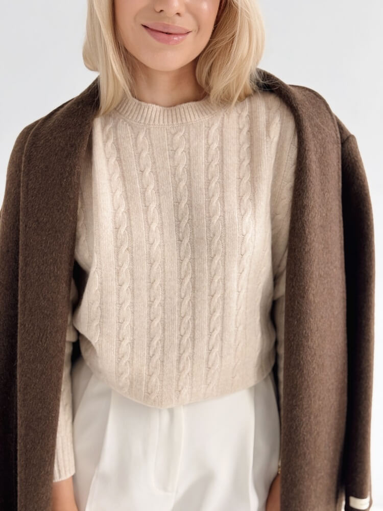 Sweter w warkoczowy splot - 100% wełna merino - beż - obrazek 7